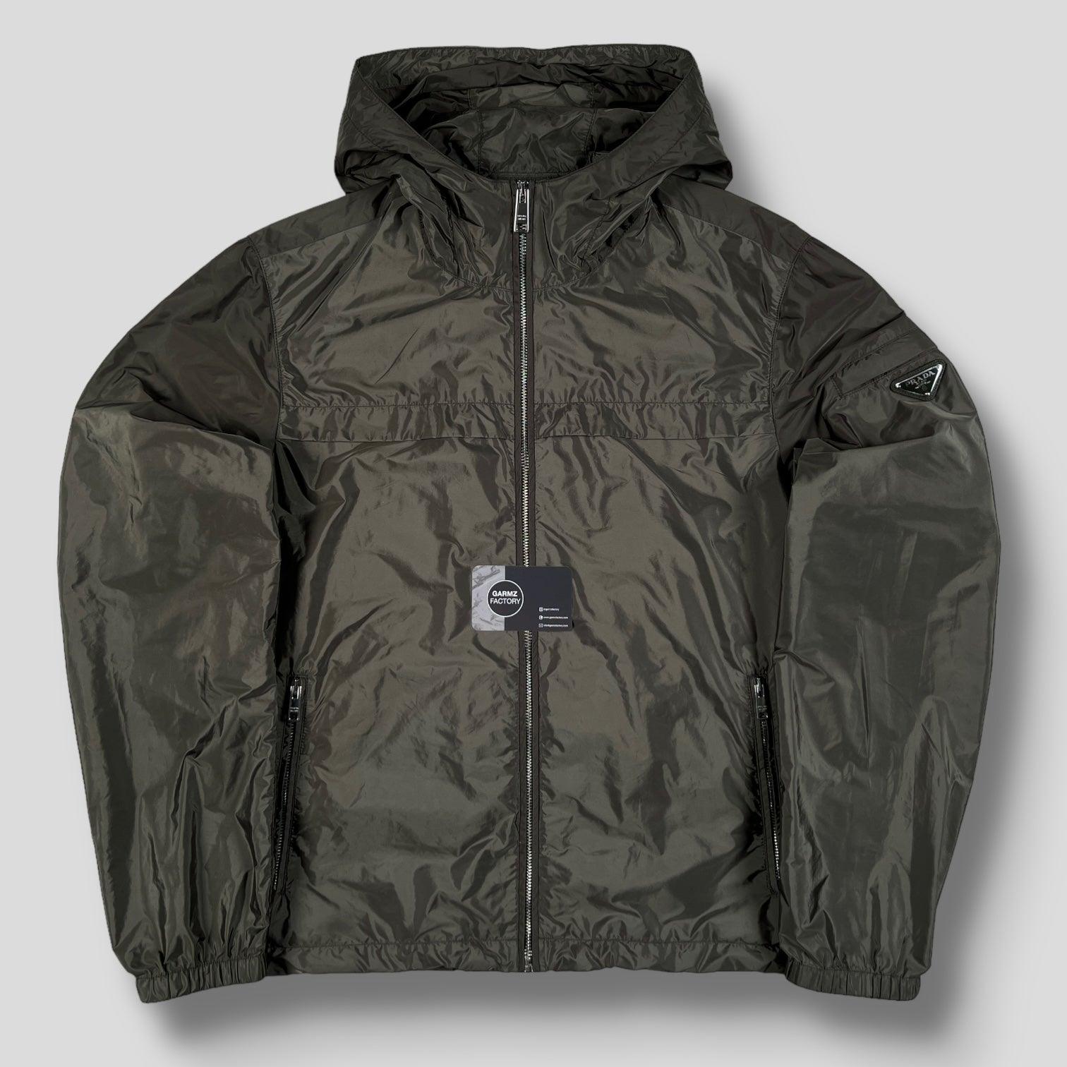 prada-applique-logo-nylon-