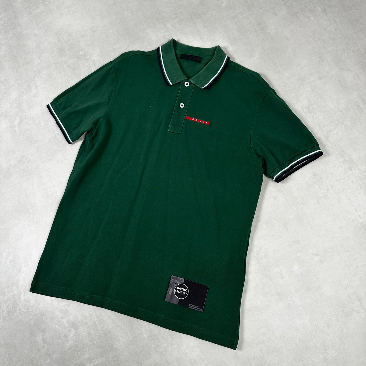 トップス 00s PRADA SPORT polo shirts black green Prada – Garmz Factory