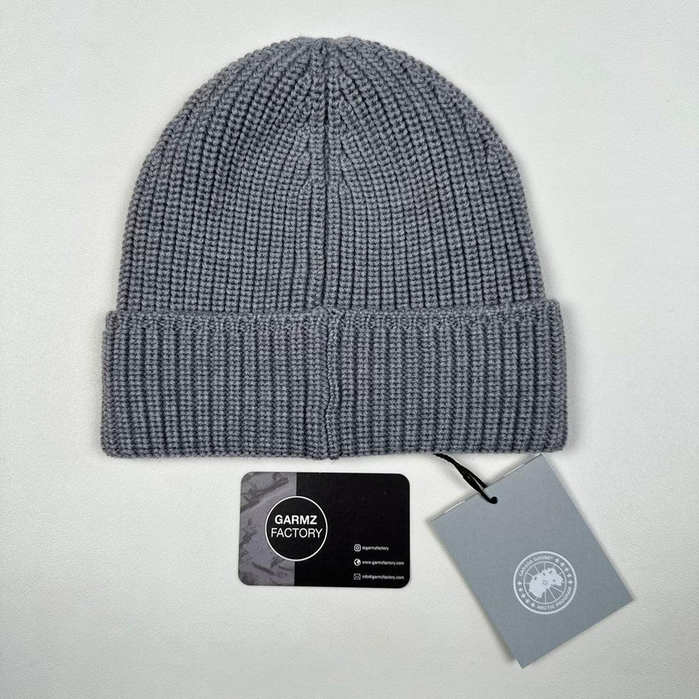 Canada Goose Arctic Disc Ribbed Beanie Hat Grey – Garmz Factory