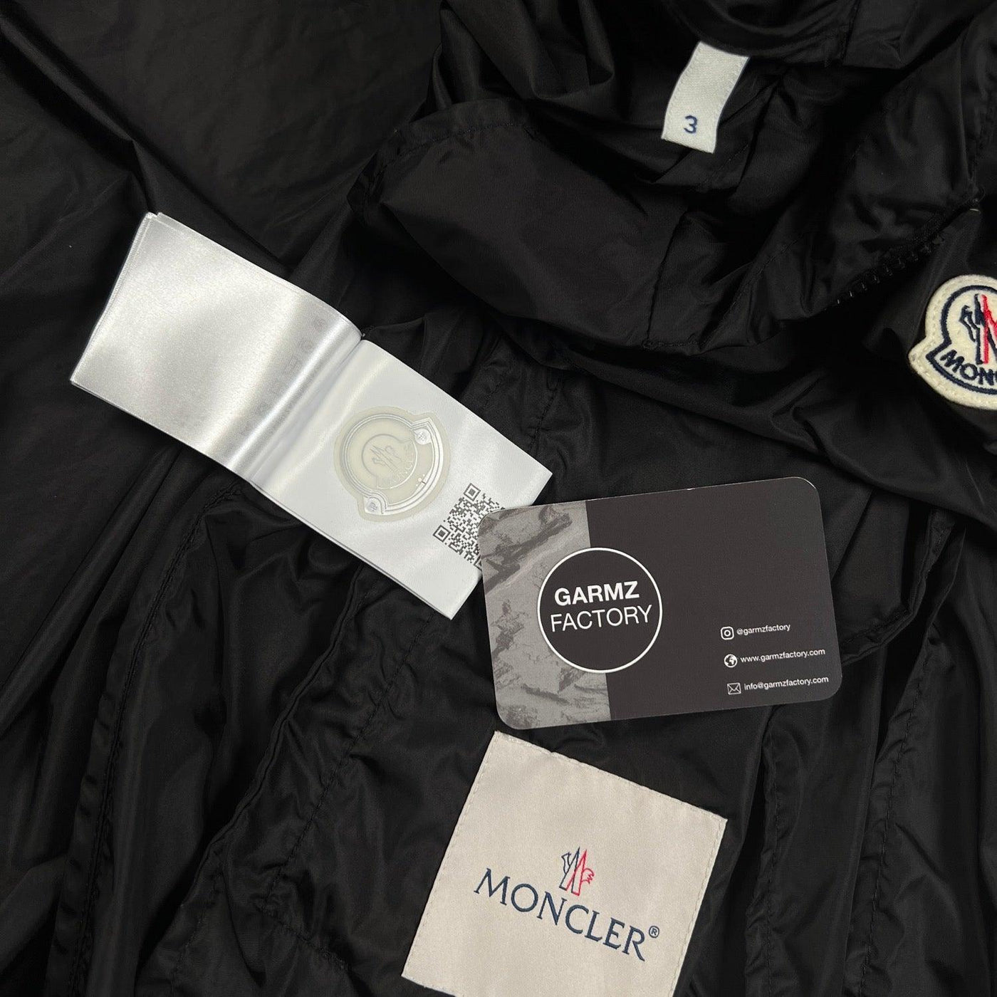 Moncler Grimpeurs Hooded Jacket Black – Garmz Factory Moncler Grimpeurs Hooded Jacket Black – Garmz Factory