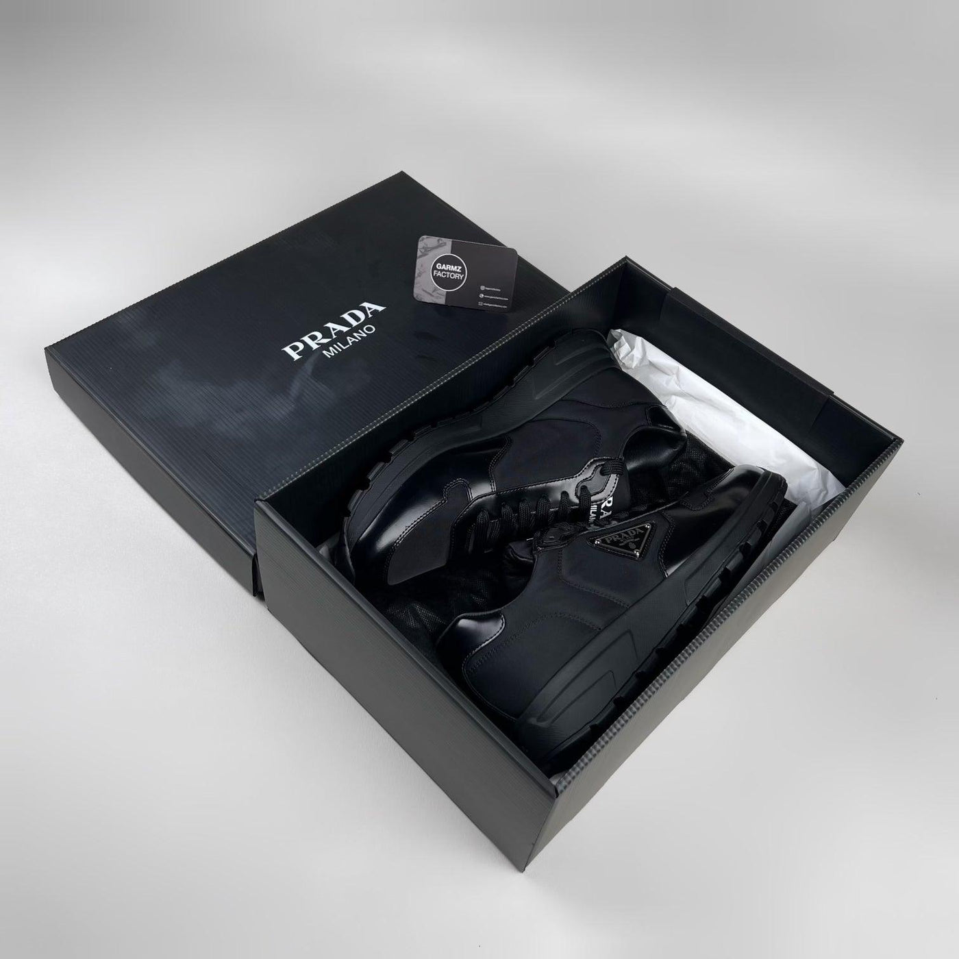 Prada Re-Nylon Appliqué Logo Sneakers Black – Garmz Factory