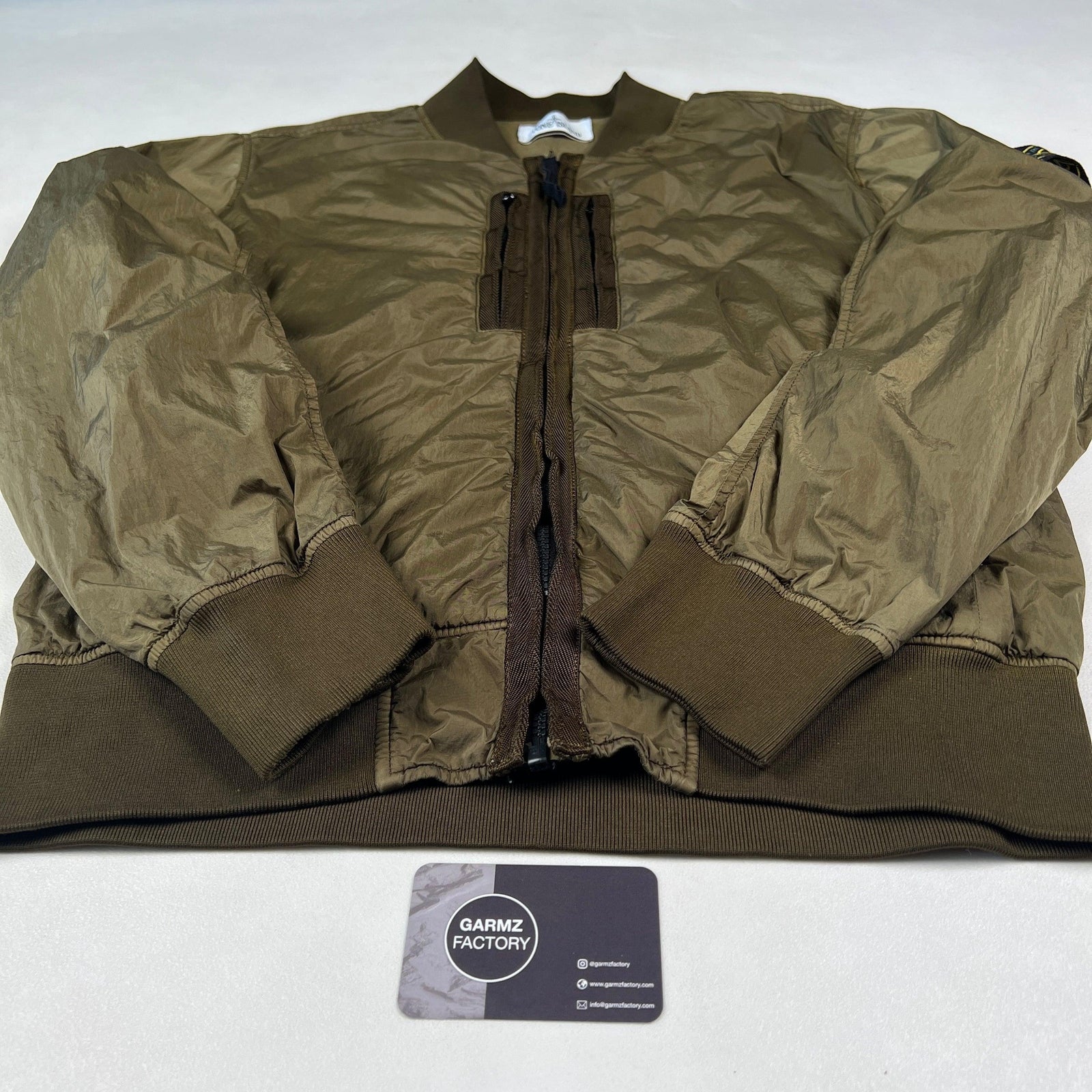 Stone Island crinkle reps bomber jacket green – Garmz Factory Stone Island crinkle reps bomber jacket green – Garmz Factory
