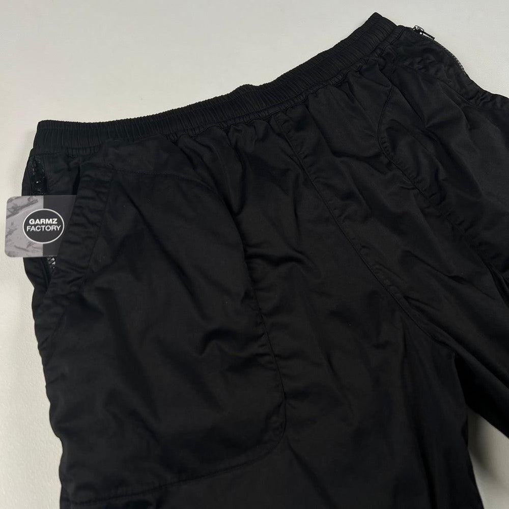 Stone Island Ghost Shorts Type CO Black – Garmz Factory